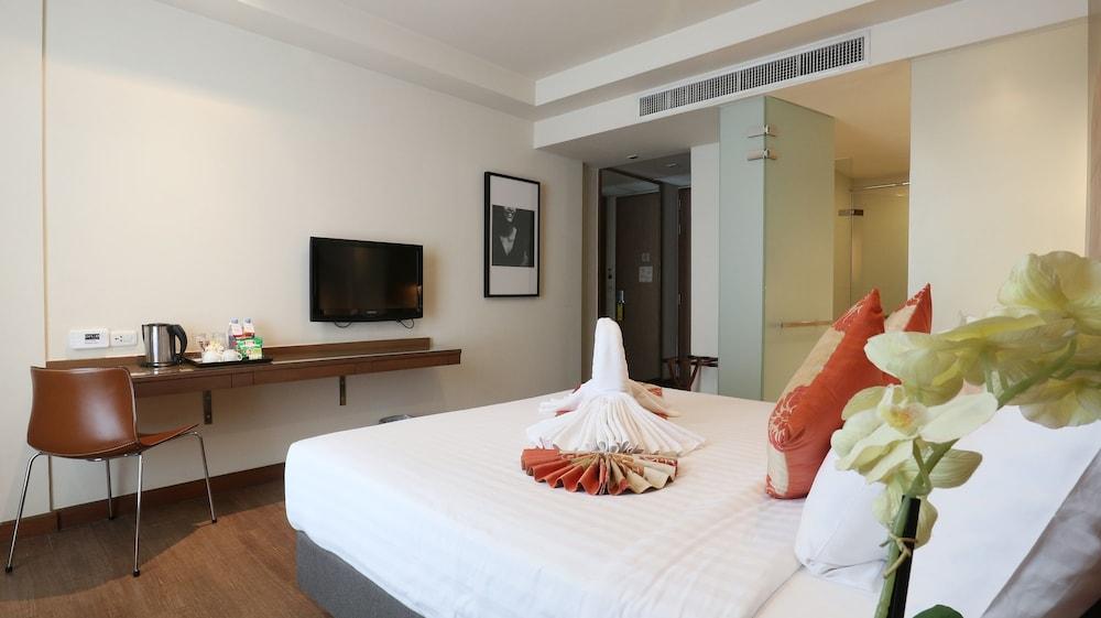 Hotel On8 Sukhumvit Nana 3*